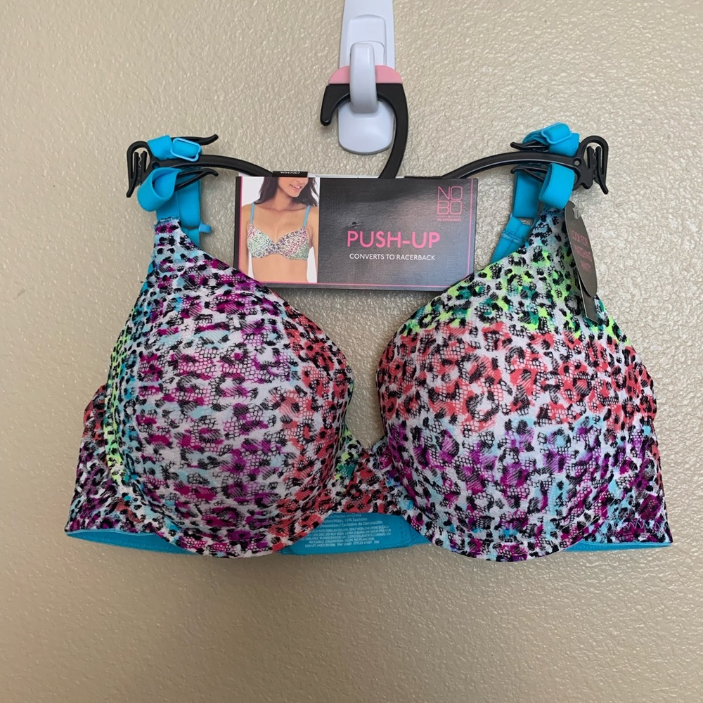 Women’s push-up bra